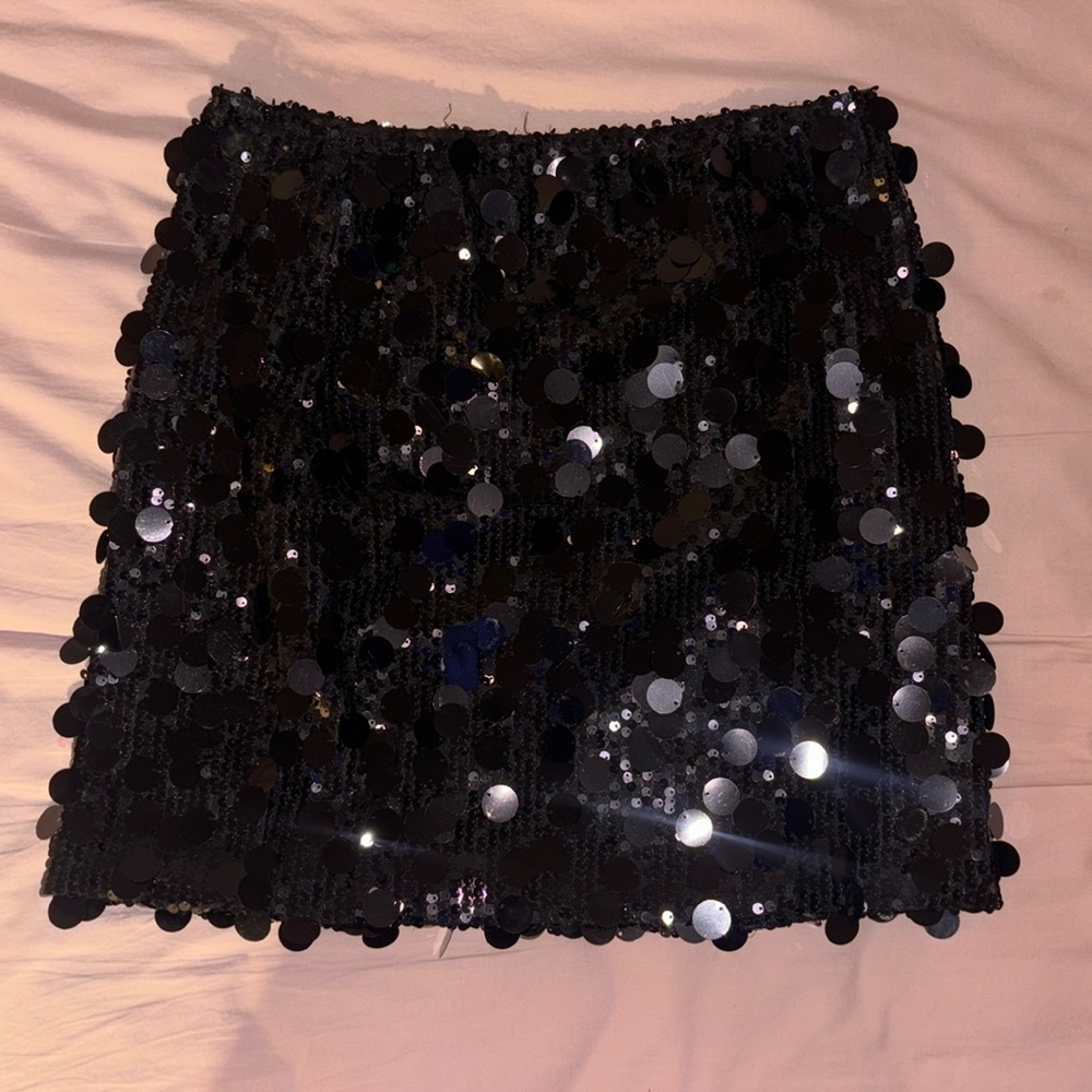 Black sparkly skirt, never worn